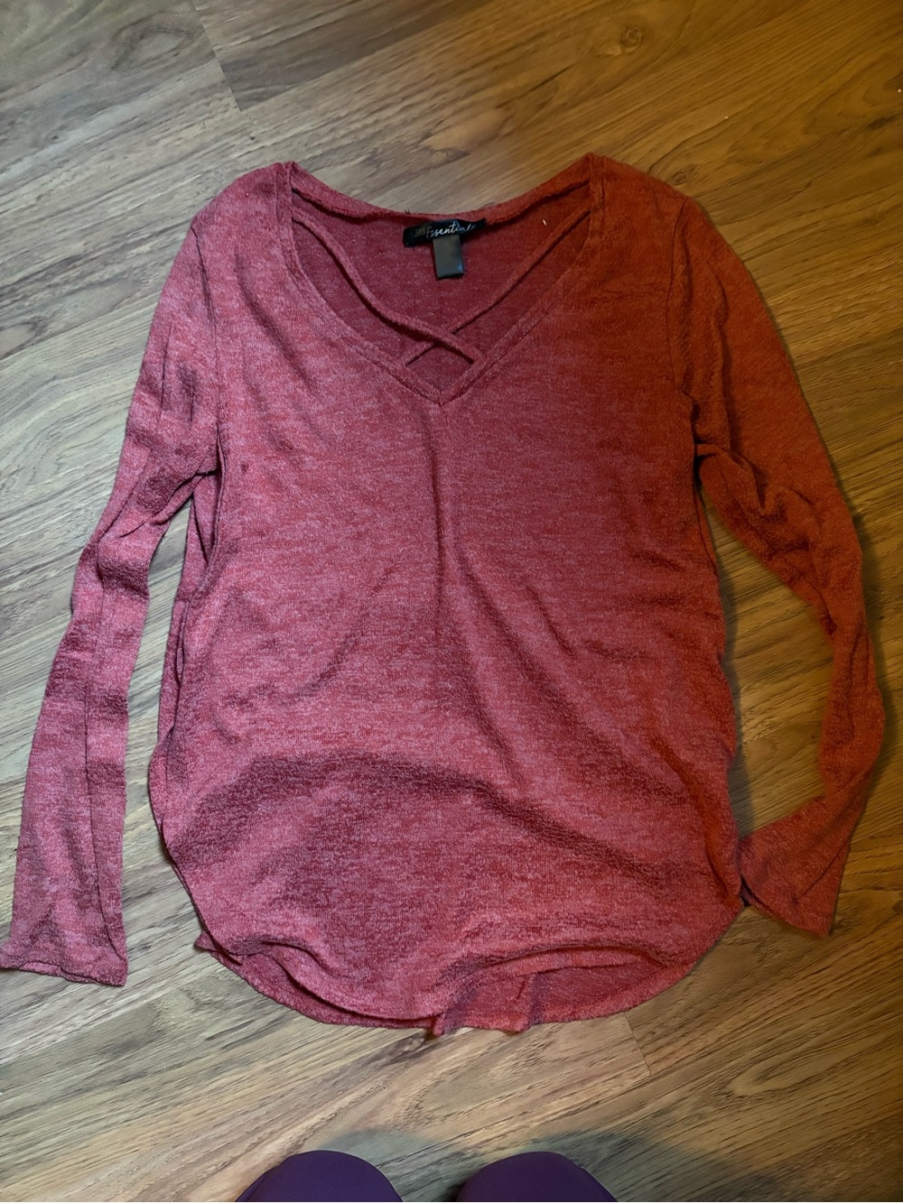 Women's Long-Sleeve V-Neck Crisscross Top - Rust